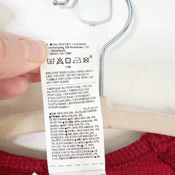 Athleta Girl Kids Power Up Shimmer Top Red Silver Sparkle XXL 16 NWT Stretch - Picture 3 of 13